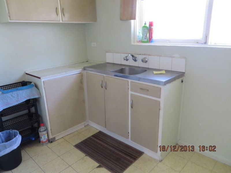 2/1 VIEW RD, Springvale VIC 3171