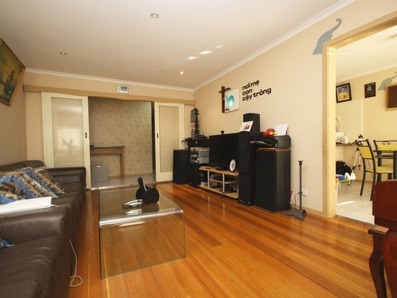 54 Fairbank Road, Clayton South VIC 3169