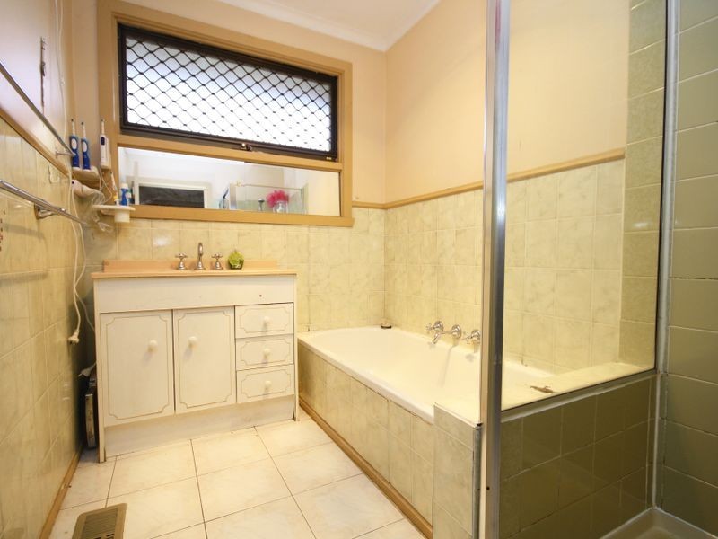 54 Fairbank Road, Clayton South VIC 3169