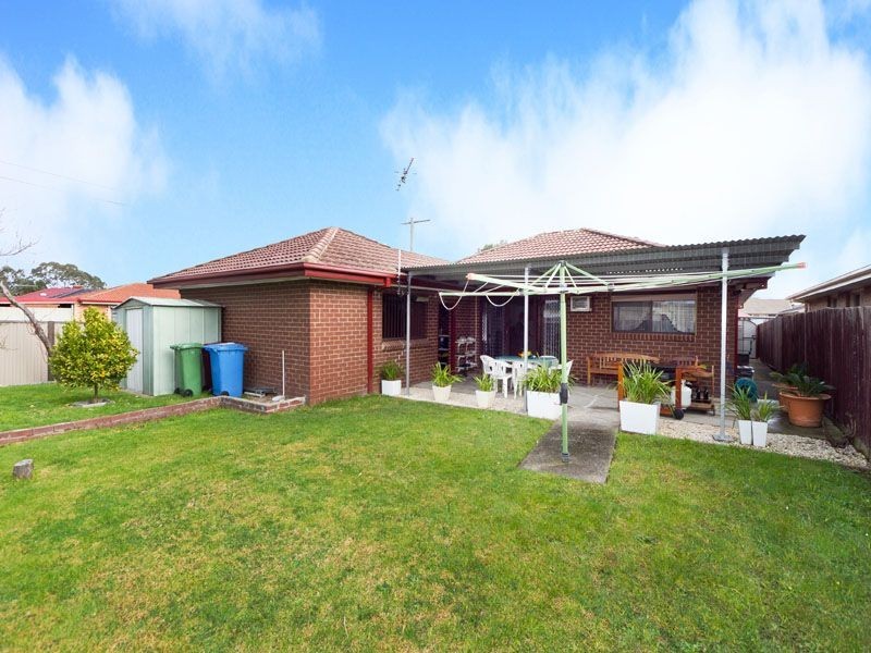 25 Snowgum Court, Keysborough VIC 3173