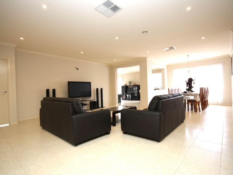 47 GOODWOOD DRIVE, Springvale VIC 3171