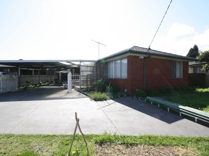 19 WALNUT CRESCENT, Noble Park VIC 3174