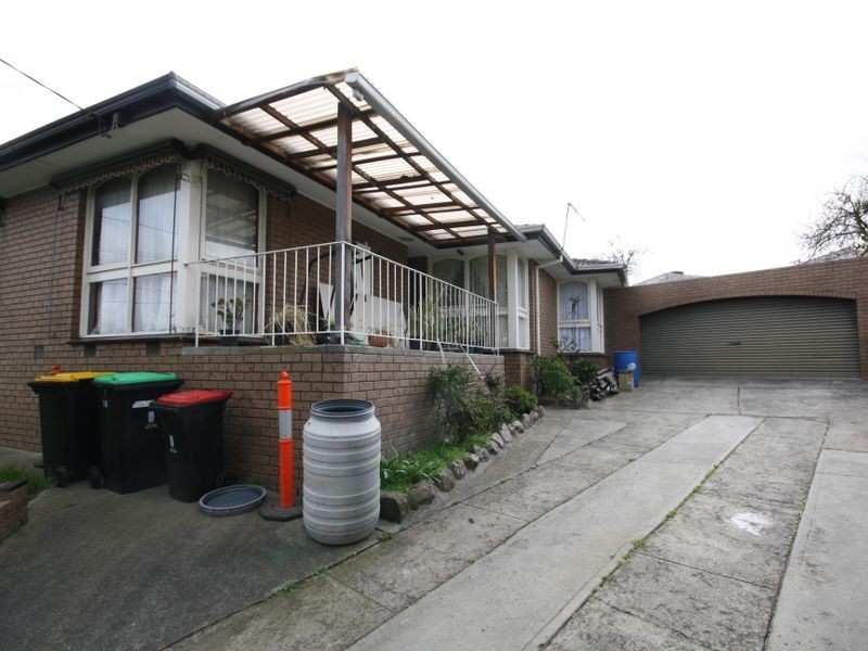 10 Miranda Close, Clayton South VIC 3169