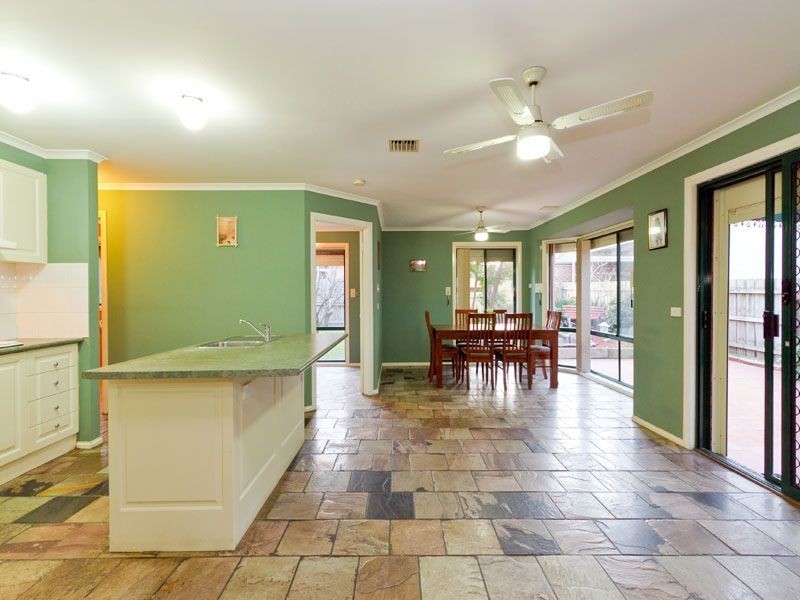 14 EMMERSON STREET, Keysborough VIC 3173