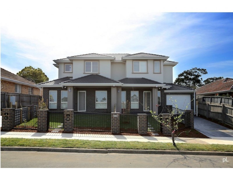 1/1957 Dandenong Road, Clayton VIC 3168