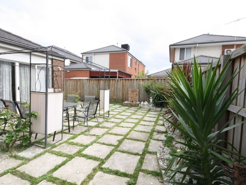 9 Wisteria Place, Springvale South VIC 3172