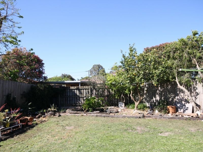 13 Serpentine road, Keysborough VIC 3173