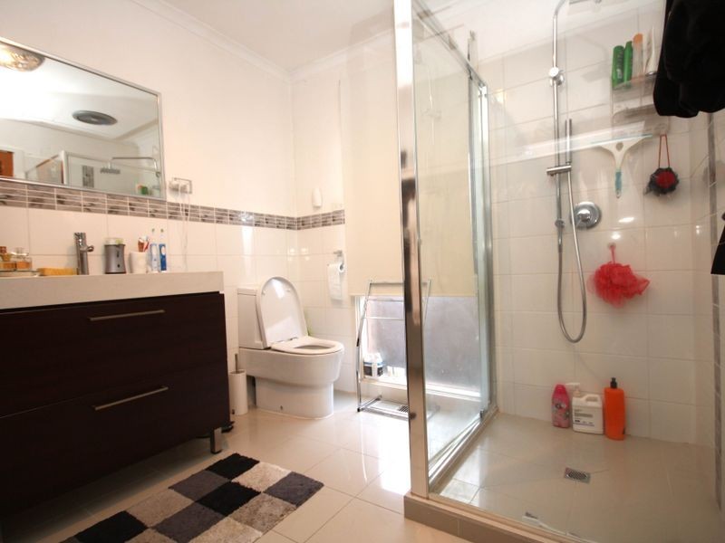 8 HOVEA COURT, Springvale South VIC 3172