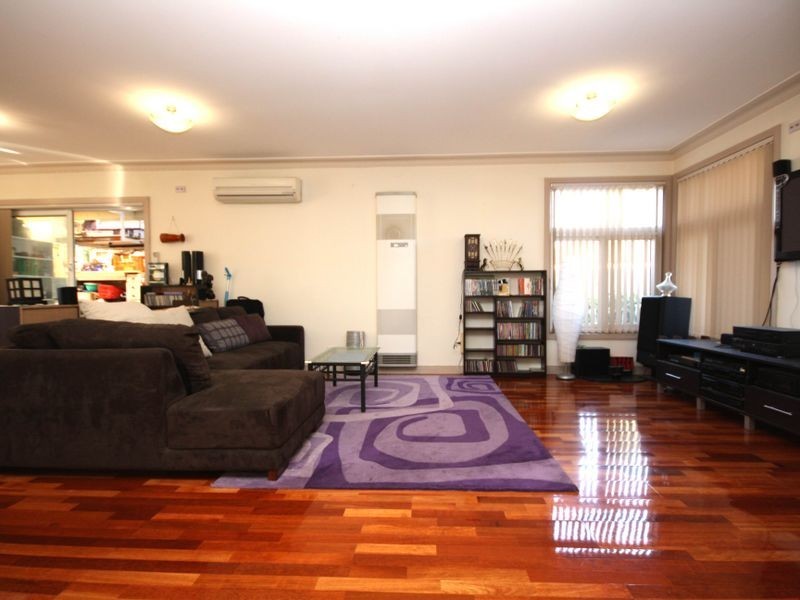 2/1283 HEATHERTON Road, Noble Park VIC 3174