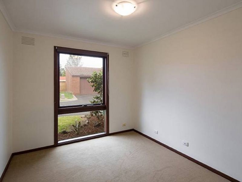 3 Oakwood Drive, Keysborough VIC 3173