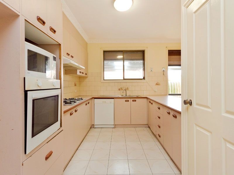 60 CORAL DRIVE, Hampton Park VIC 3976