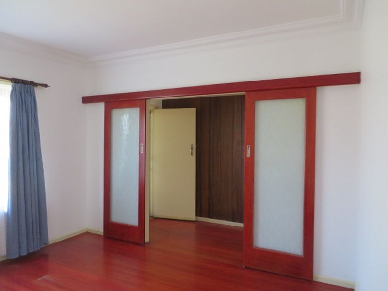 14 Hillcrest Grove, Springvale VIC 3171