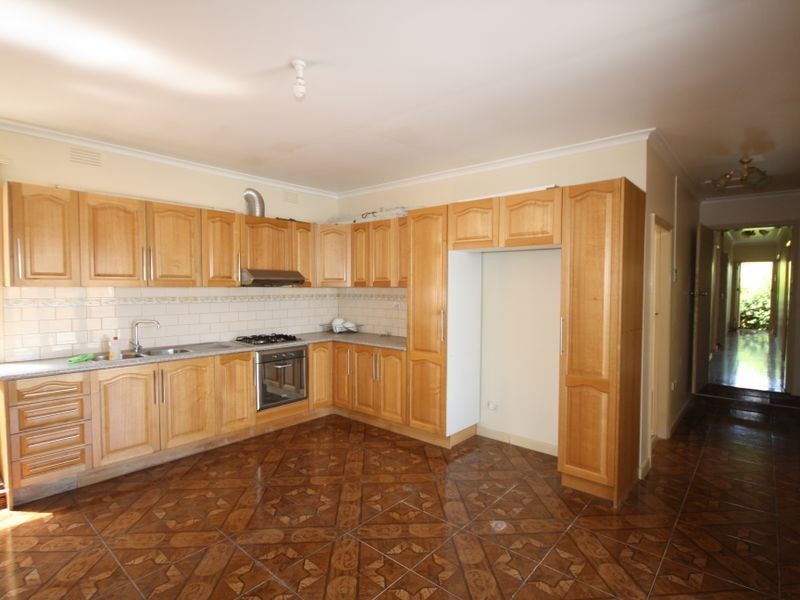 7 Kemp Street, Springvale VIC 3171
