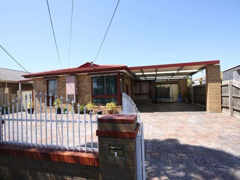 8 Piccadilly Crescent, Keysborough VIC 3173