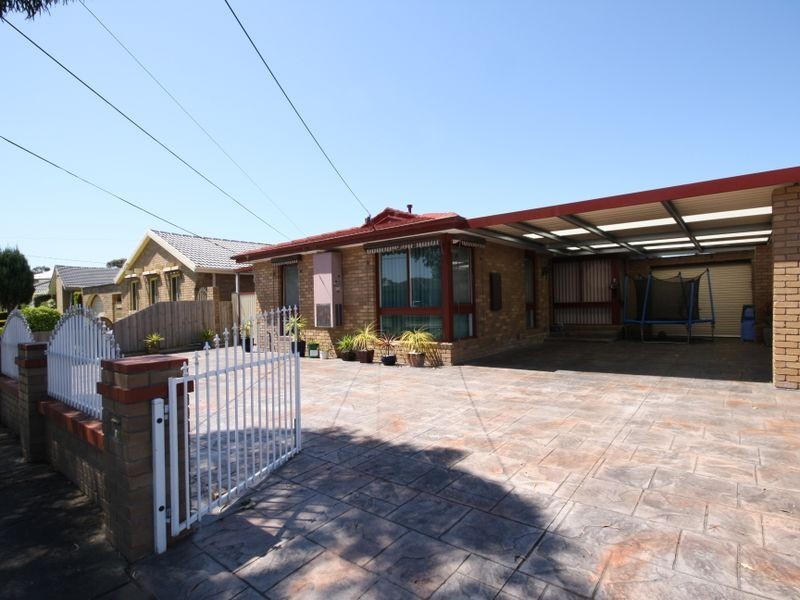 8 Piccadilly Crescent, Keysborough VIC 3173