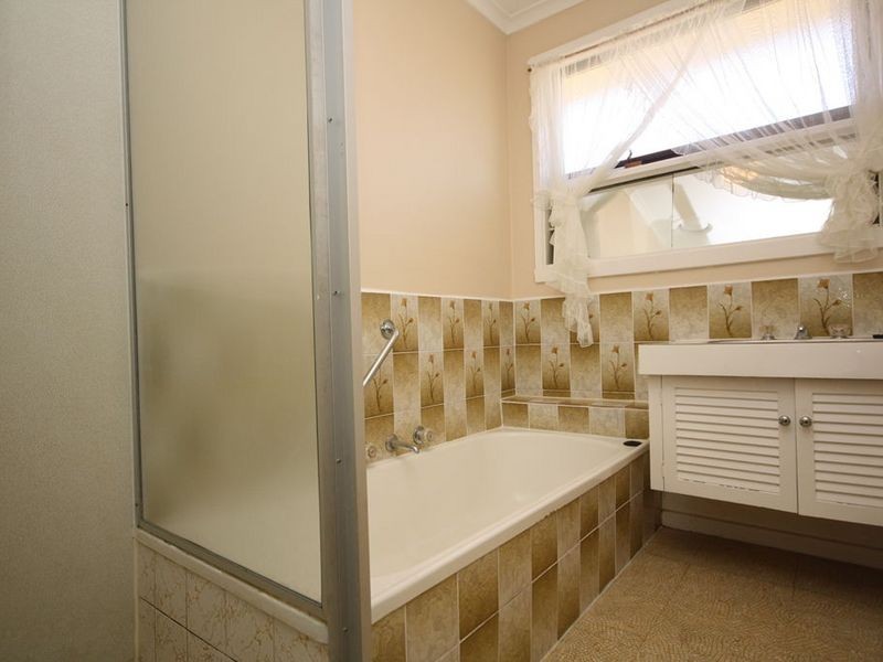 48 Paterson Road, Springvale South VIC 3172