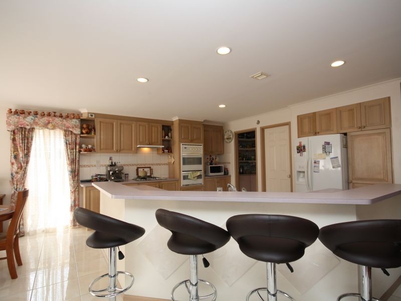 5 HAGAN PLACE, Keysborough VIC 3173