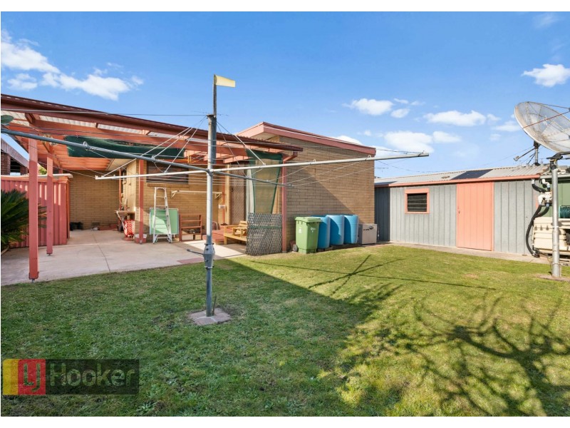 6 Bundeena avenue, Keysborough VIC 3173