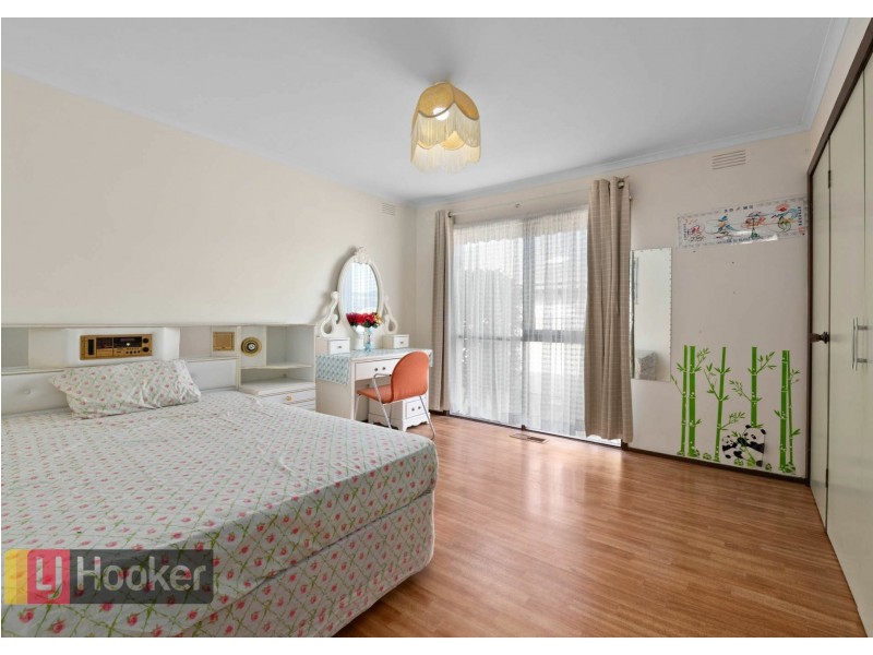 6 Bundeena avenue, Keysborough VIC 3173