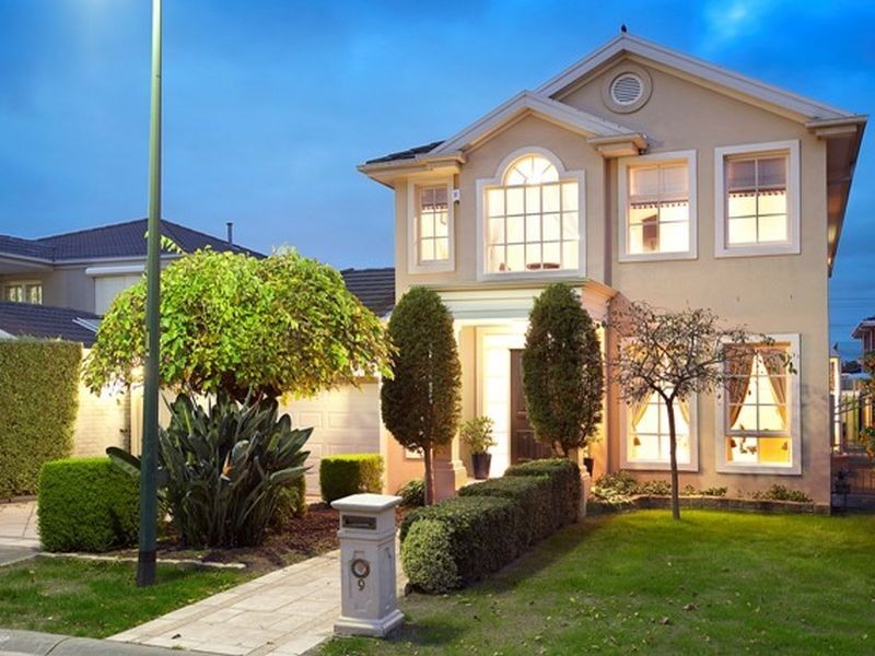 9 Erin Place, Keysborough VIC 3173