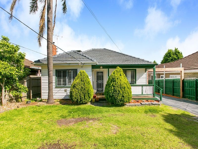 4 Wareham Street, Springvale VIC 3171