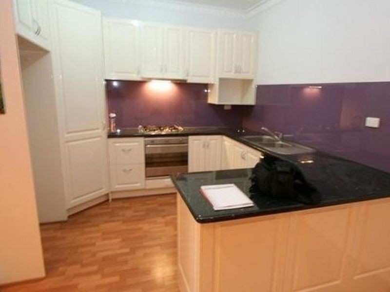 2/60 Windsor Avenue, Springvale VIC 3171