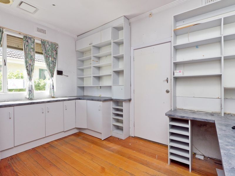 51 UNION GROVE, Springvale VIC 3171