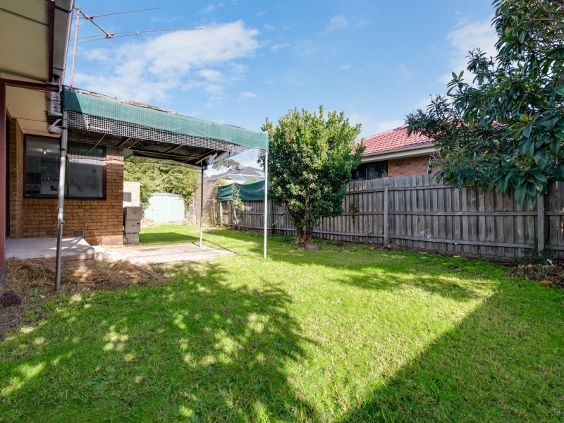 1/2 Waddington Crescent, Springvale South VIC 3172
