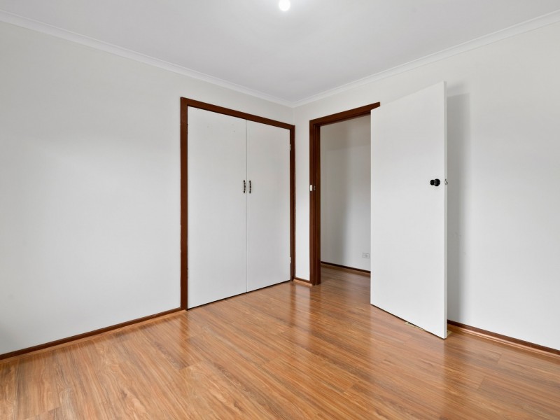 1/2 Waddington Crescent, Springvale South VIC 3172