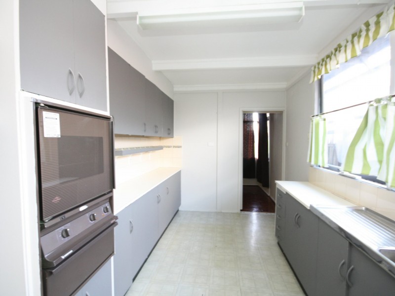 12 Wallarano Drive, Noble Park VIC 3174