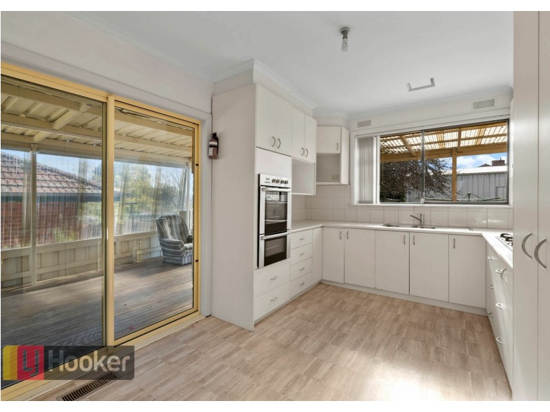 2 Claret street, Doveton VIC 3177