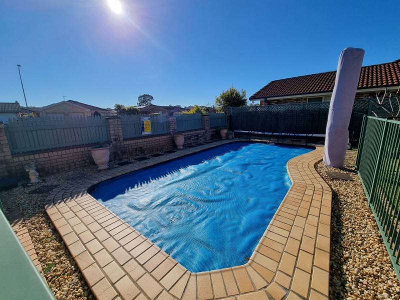 13 Garnsworthy Street, Springvale VIC 3171