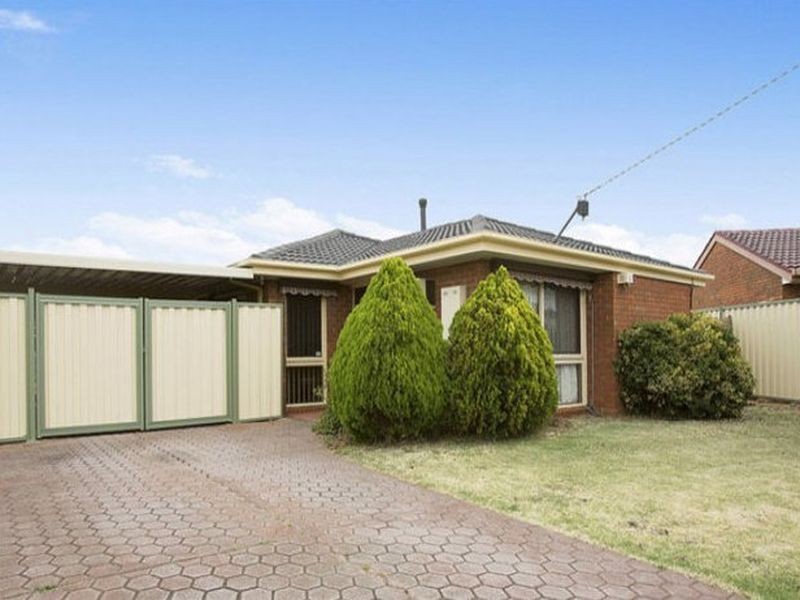 9 Gianni Court, Keysborough VIC 3173