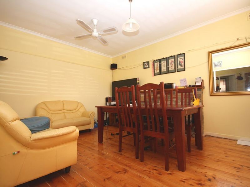 22 Ireland Road, Clayton South VIC 3169