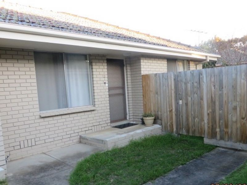 2/82 Kelvinside Road, Noble Park VIC 3174