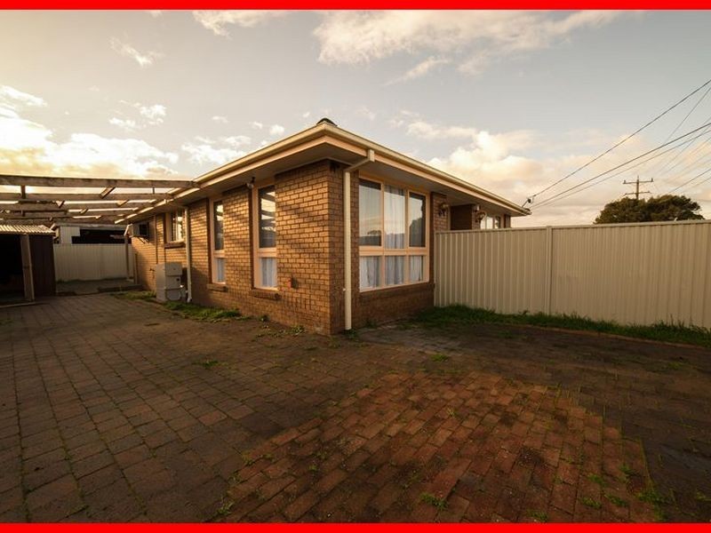 20 Liverpool Drive, Keysborough VIC 3173