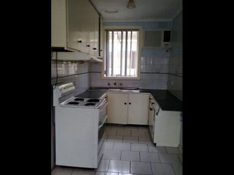 4/42 Lewis Street, Springvale VIC 3171