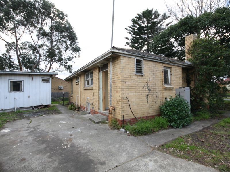43 Emerald Drive, Springvale VIC 3171