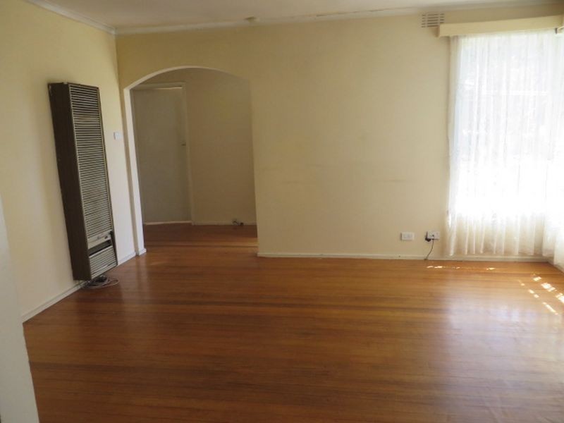 8 Asling Street, Springvale South VIC 3172