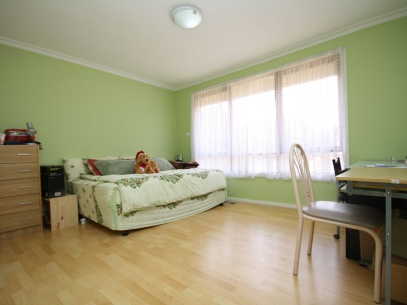 10 Verbena Cresent, Noble Park VIC 3174