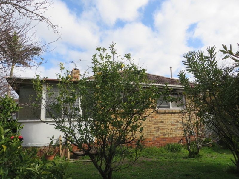 12 Kallista Road, Springvale VIC 3171