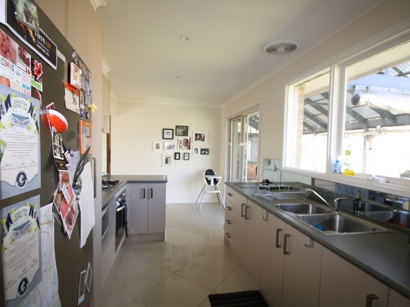 1 Nairn Court, Keysborough VIC 3173