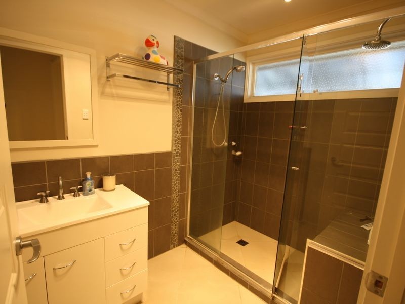 1 Nairn Court, Keysborough VIC 3173