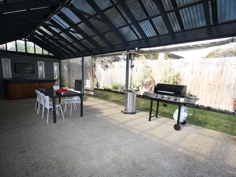 1 Nairn Court, Keysborough VIC 3173