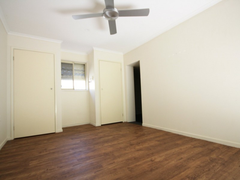 2/21 Parkview Close, Dandenong VIC 3175