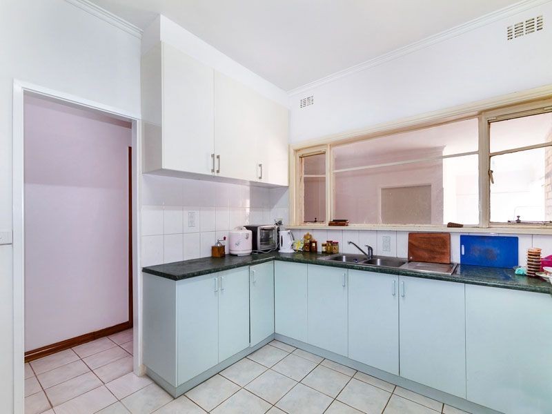 56 BALMORAL AVENUE, Springvale VIC 3171