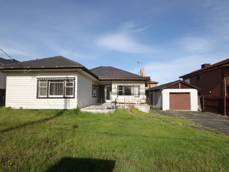 56 ST JAMES, Springvale VIC 3171