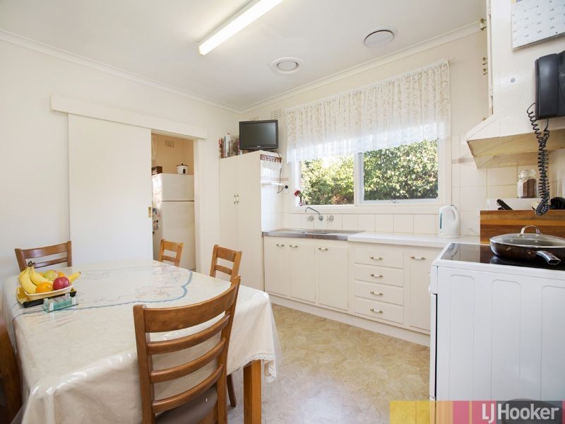 32 LORIS ST, Springvale South VIC 3172