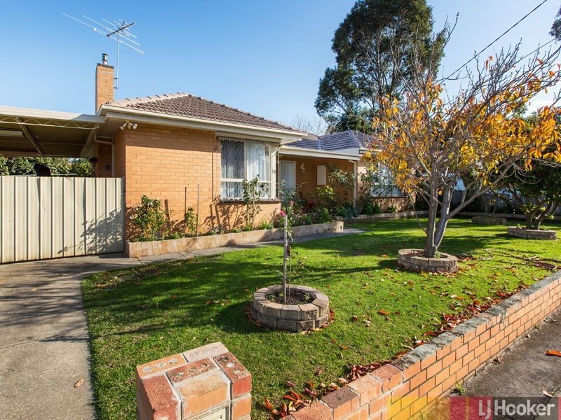 32 LORIS ST, Springvale South VIC 3172