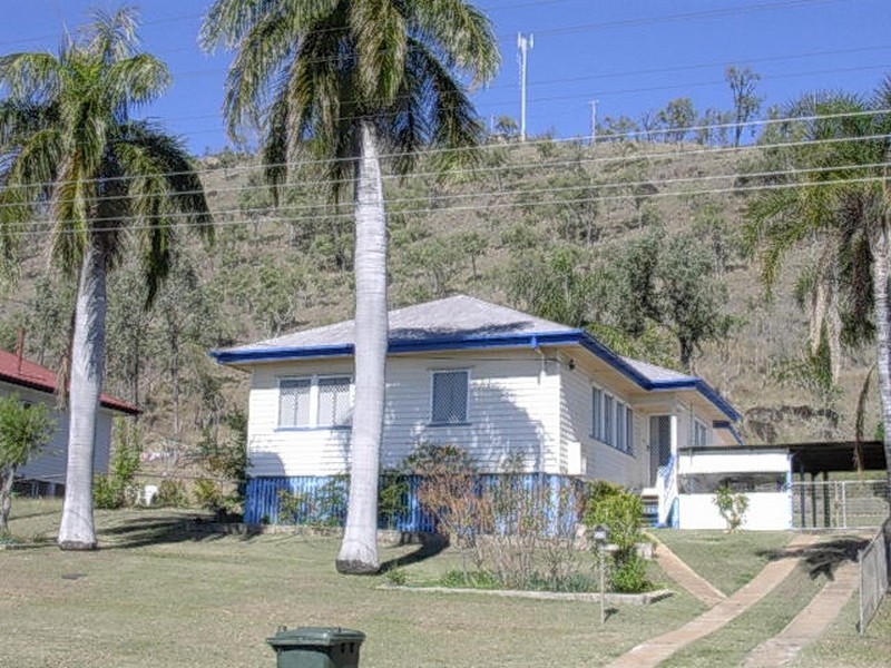 54 PORTER STREET, Gayndah QLD 4625